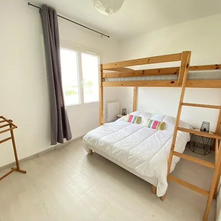 Apartment Renove Face A La Mer, 200m De La Sauzaie, Balcons, Wifi, Parking A Proximite - Fr-1-231-224